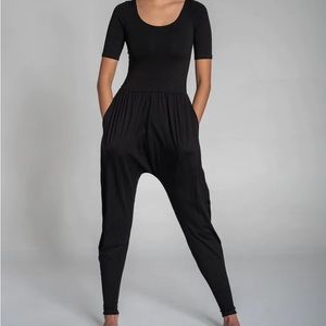 Imbodhi sleeved jumpsuit